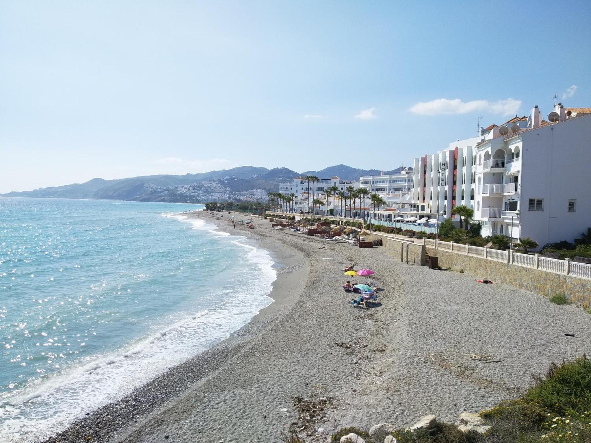 Apartamentos Turisticos Fercomar Nerja Eksteriør bilde